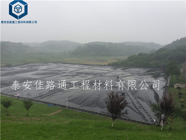 调节池防渗膜应用于河南垃圾填埋场工程