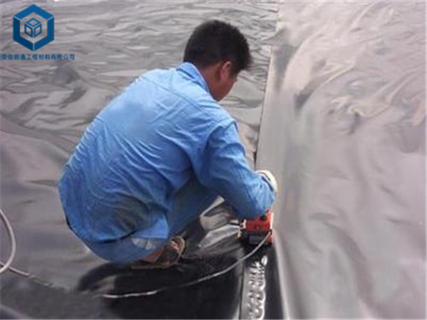 污水池用防渗膜施工注意事项